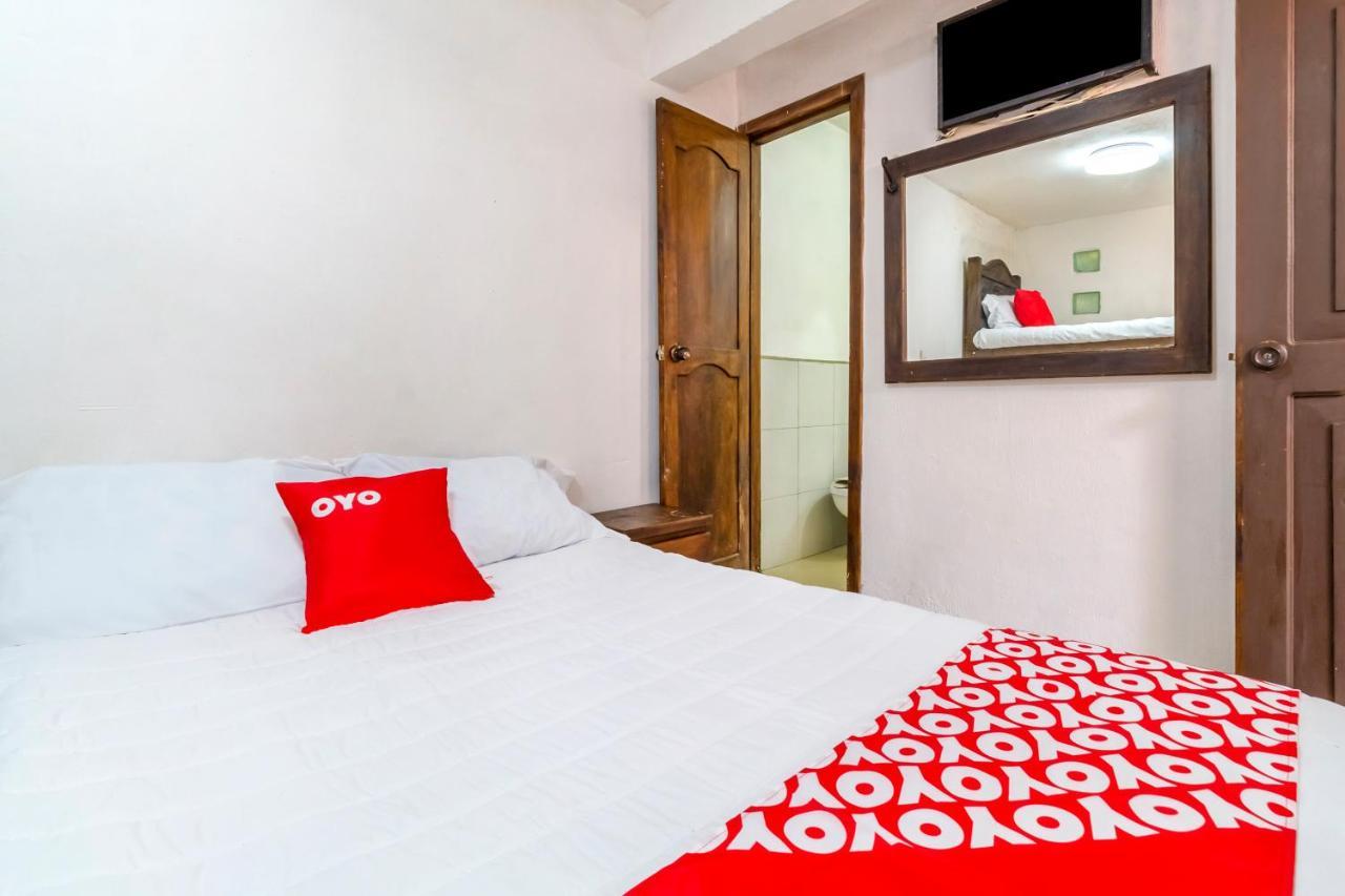 Oyo Hotel Punta Guadalupe, San Cristobal De Las Casas Ngoại thất bức ảnh