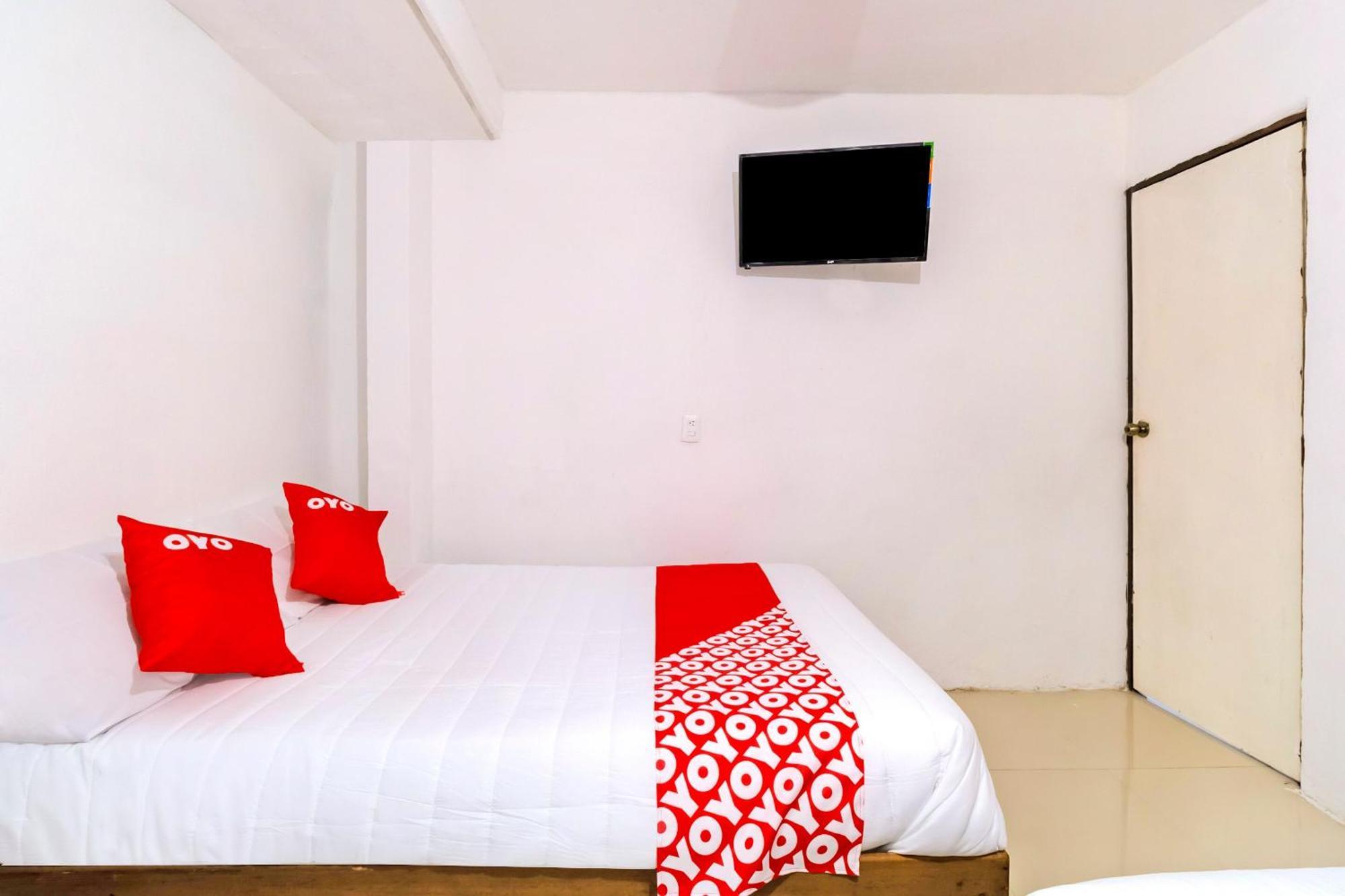 Oyo Hotel Punta Guadalupe, San Cristobal De Las Casas Ngoại thất bức ảnh
